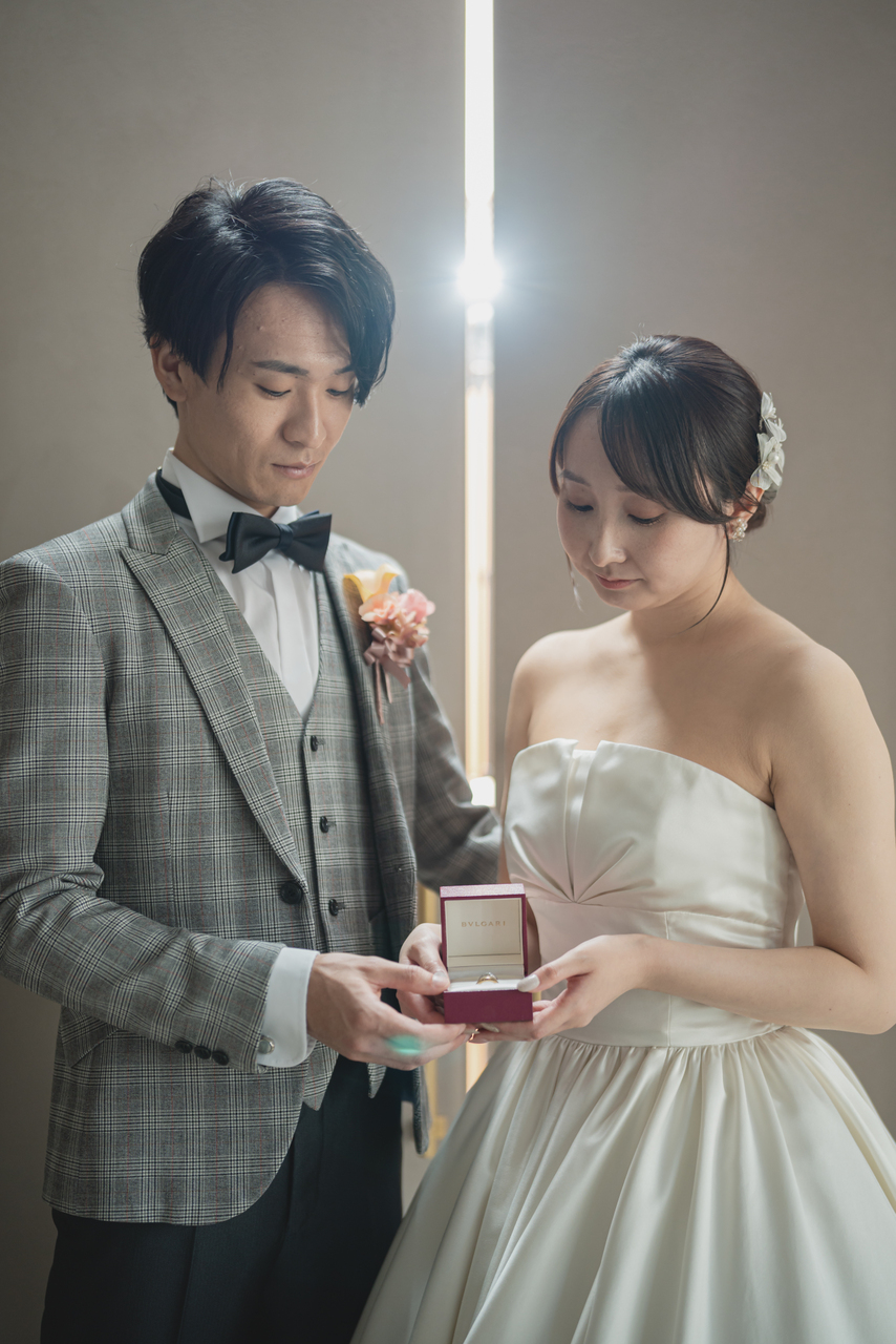 光を上手く使って唯一無二のフォトウェディング✨